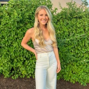 Meet your Posher, Courtney